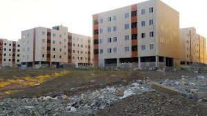 2295998_463-2